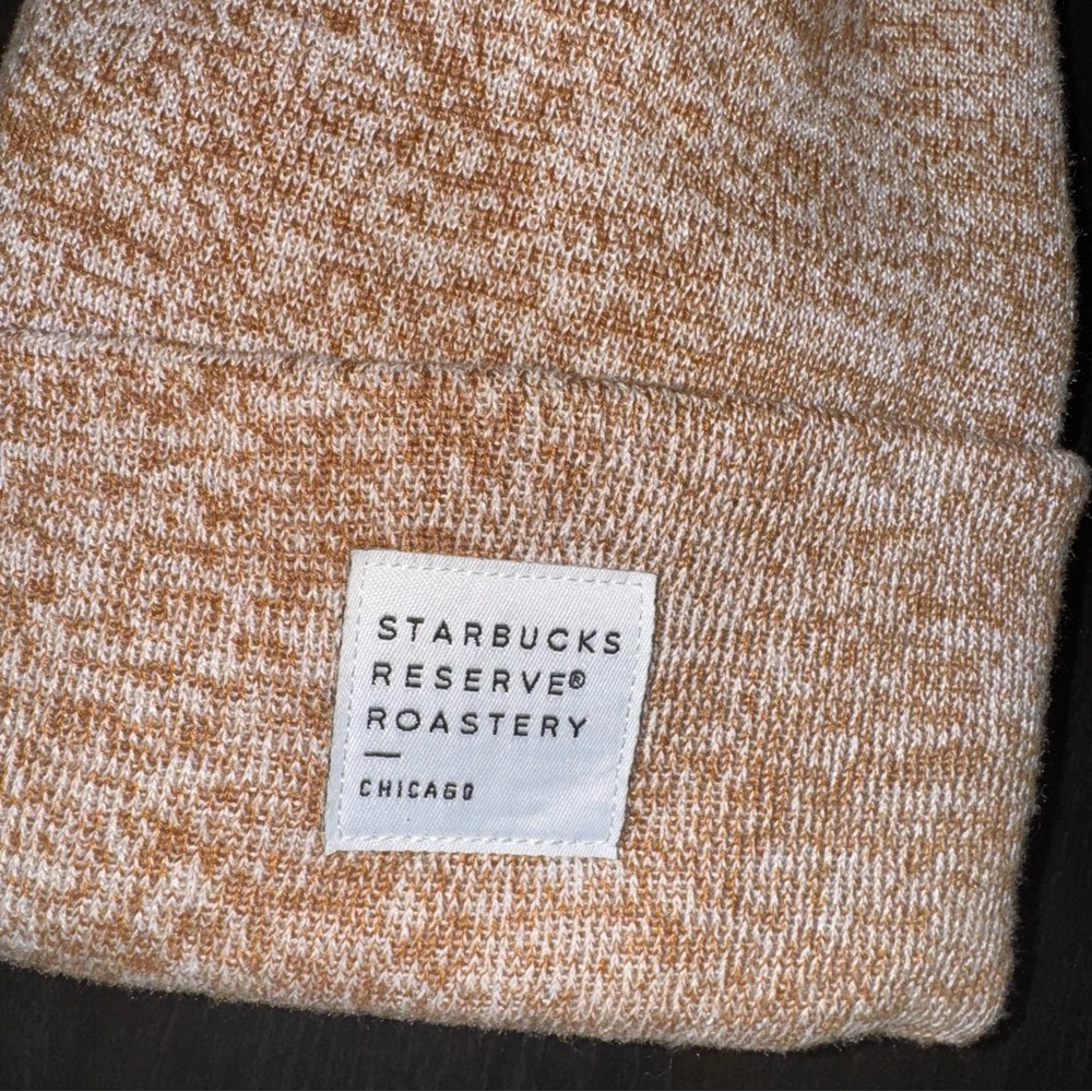 Starbucks Reserve Roastery Chicago beanie